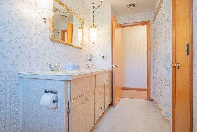 1 Christopher Drive, House other with 3 bedrooms, 3 bathrooms and 6 parking in Nahant MA | Image 24