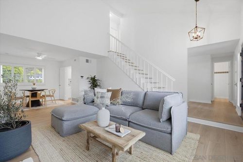 6783 Robbins Way, San Diego, CA, 92122-3039 | Card Image