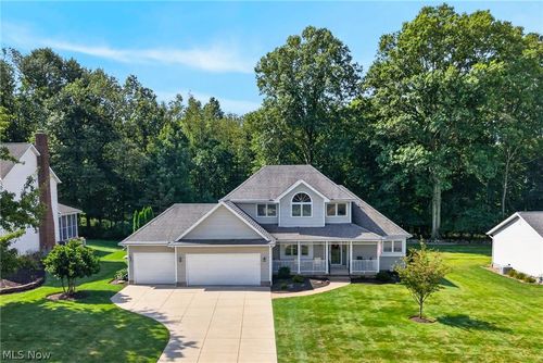 222 W Garwood Dr, Tallmadge, OH, 44278-1320 | Card Image