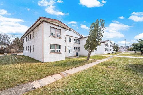 7-1037 Churchill Ave, Oakville, ON, L6H2A7 | Card Image