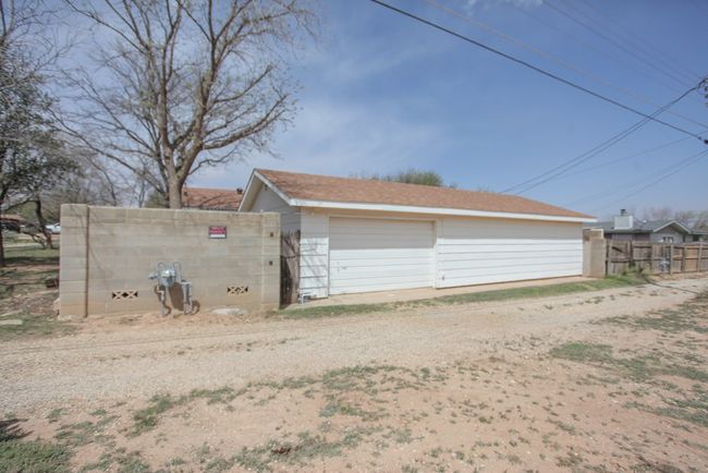 1 - 2607 Alamesa Dr, House other with 3 bedrooms, 2 bathrooms and 3 parking in Big Spring TX | Image 33