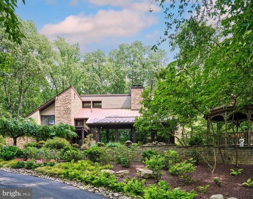 7028 Ely Rd, NEW HOPE, PA, 18938-5725 | Card Image