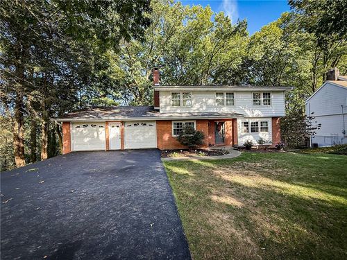 729 Belmont Rd, Butler, PA, 16001-4562 | Card Image