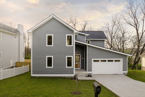 2403 Stivers St, Nashville, TN, 37218-2719 | Card Image