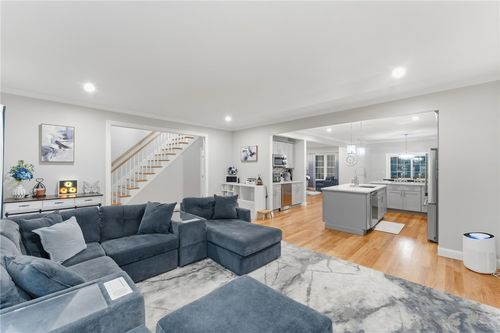 1504 Hunting Hill Dr, Cumberland, RI, 02864 | Card Image
