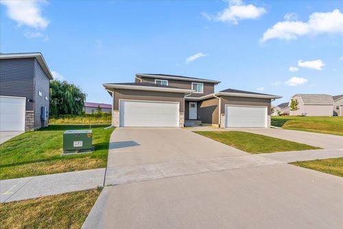 4233 Mourning Dove Drive, Waterloo, IA, 50702 | Card Image