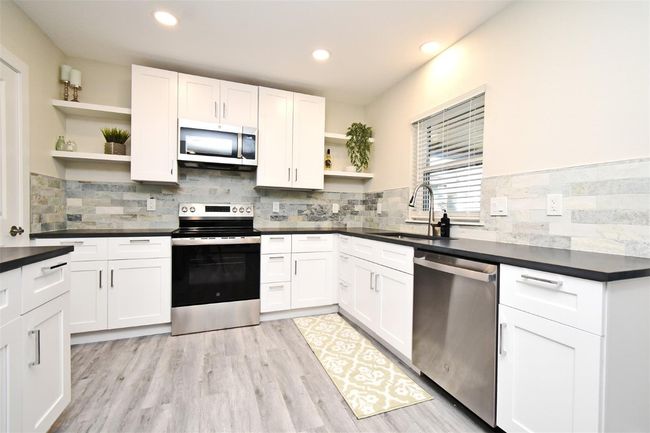 938 S Bumby Ave, House other with 4 bedrooms, 3 bathrooms and null parking in ORLANDO FL | Image 17