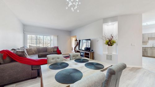 1151 Townline Rd, LAKE GENEVA, WI, 53147-5507 | Card Image