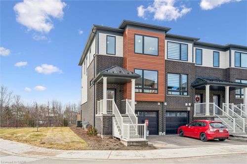 2 Sora Lane, Guelph, ON, N1E0T4 | Card Image