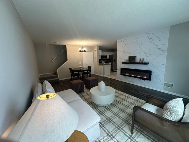 1194 Highpoint Curv, Townhouse with 3 bedrooms, 2 bathrooms and null parking in Shakopee MN | Image 5