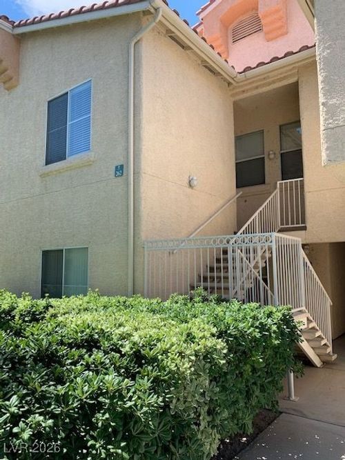 apt-262-5000 Red Rock St, Las Vegas, NV, 89118-1283 | Card Image