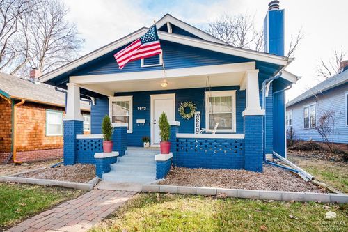 1613 Humboldt St, Manhattan, KS, 66502-4138 | Card Image