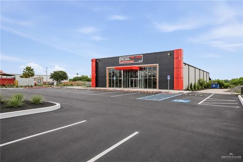 4005 W Mile 3 Rd, Mission, TX, 78574-5927 | Card Image