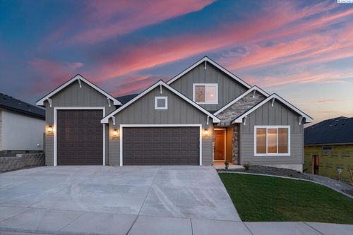 44-2370 Waterhill Ave, Richland, WA, 99352-5590 | Card Image