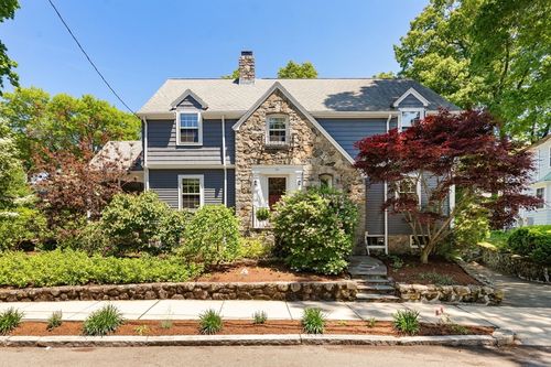 10 Hillsdale Rd, Arlington, MA, 02476-8009 | Card Image