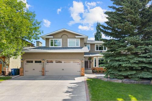 19 Signal Ridge Place Sw, Calgary, AB, T3H2P1 | Card Image