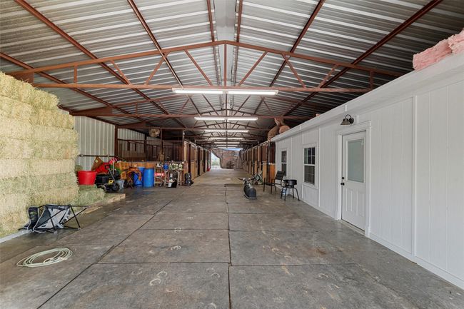 View of horse barn 10 stables | Image 30