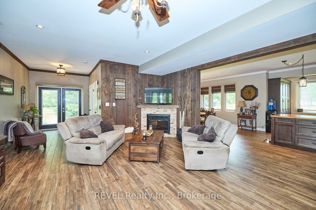 9695 Grassy Brook Rd, House other with 4 bedrooms, 3 bathrooms and 15 parking in Port Robinson ON | Image 14