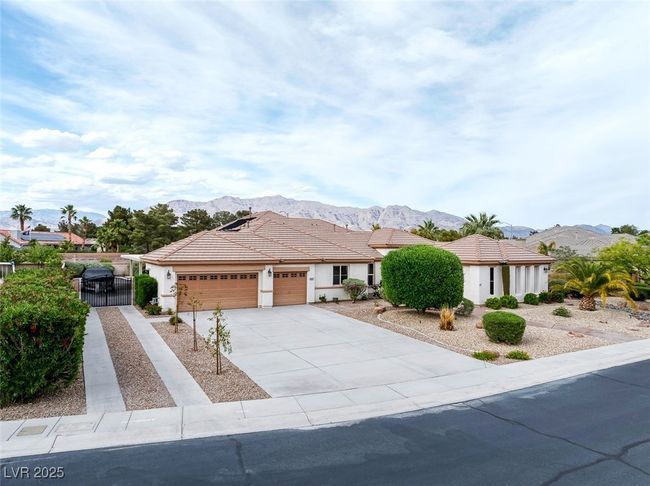 5858 Majestic Tide Ave, House other with 4 bedrooms, 4 bathrooms and null parking in Las Vegas NV | Image 74