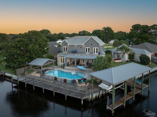 1639 Llani Ln, Gulf Breeze, FL, 32563-4936 | Card Image