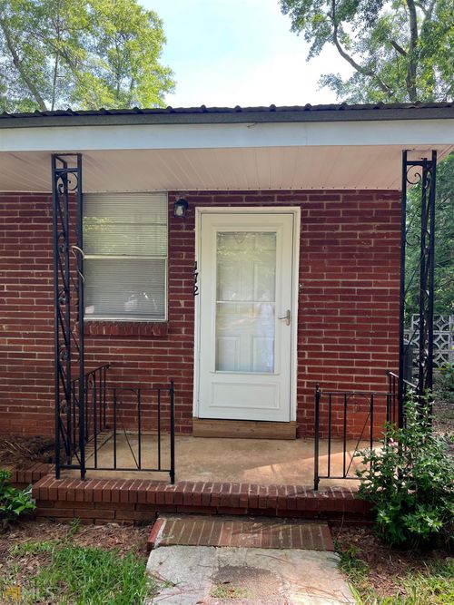 172 Hart Ave, Athens, GA, 30606-6722 | Card Image