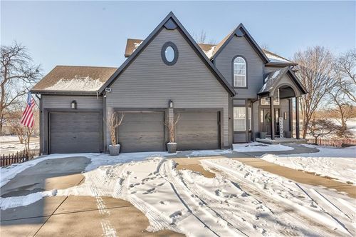1017 Pebble Beach Dr, Lansing, KS, 66043-2210 | Card Image