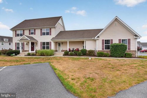 1931 Preserve Ln, PALMYRA, PA, 17078-8435 | Card Image