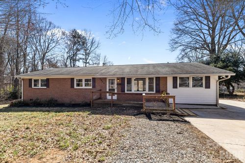 2629 Fairgreen Dr, Gastonia, NC, 28056-9320 | Card Image