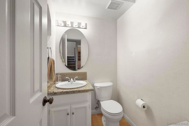 677 Summer View Cir, Townhouse with 2 bedrooms, 3 bathrooms and 2 parking in Encinitas CA | Image 13
