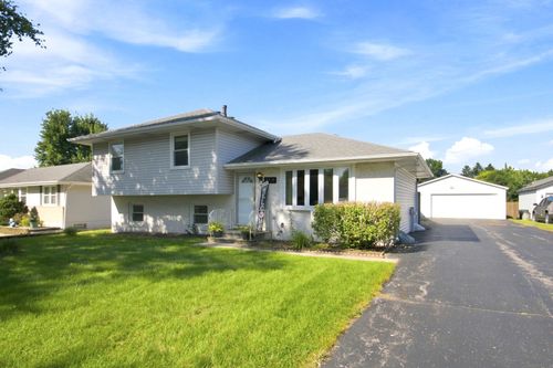 1713 Bataan St, Joliet, IL, 60435-8593 | Card Image
