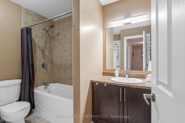 427 Vendevale Ave, House attached with 3 bedrooms, 2 bathrooms and 1 parking in Stittsville ON | Image 22