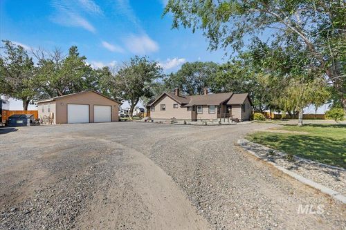1375 E 3500 N, Buhl, ID, 83316-6215 | Card Image
