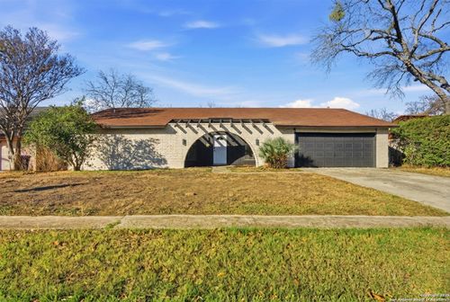 12815 El Sendero St, San Antonio, TX, 78233-5811 | Card Image