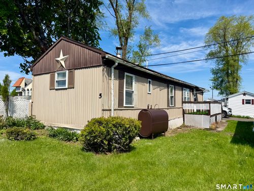 9 North Rd, East Windsor, CT, 06088-9505 | Card Image