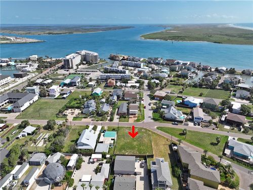 420 Tarrant Ave, Port Aransas, TX, 78373-5011 | Card Image