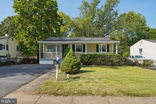 229 Cabbel Dr, MANASSAS PARK, VA, 20111-2084 | Card Image