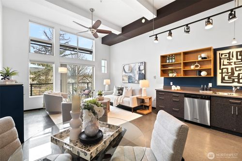 apt-216-4422 Bagley Ave N, Seattle, WA, 98103-7678 | Card Image