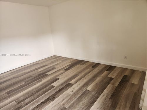 apt-102-7505 Sw 82nd St, Miami, FL, 33143-7307 | Card Image