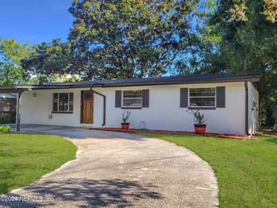 584 Madeira Drive, House other with 3 bedrooms, 2 bathrooms and null parking in Orange Park FL | Image 2