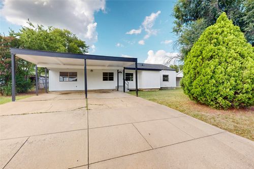 5637 Bonnie Dr, Watauga, TX, 76148-2502 | Card Image