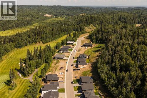 3212 Links Dr, Prince George, BC, V2K0B3 | Card Image