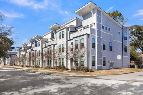 4587 Summey St, North Charleston, SC, 29405-3216 | Card Image