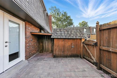 4240 Burnett Walk, Saint Louis, MO, 63125-2310 | Card Image