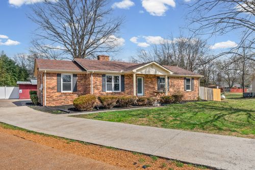 561 Campfire Dr, Murfreesboro, TN, 37129-4019 | Card Image