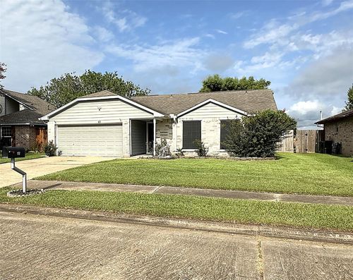 117 Lasso St, Angleton, TX, 77515-2753 | Card Image