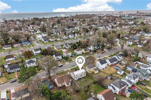 945 17th St, Newport News, VA, 23607-5807 | Card Image