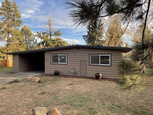 20199 Roats Ln, Bend, OR, 97702-2635 | Card Image