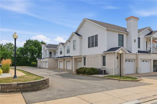 5-246 Adams Pointe Blvd, Mars, PA, 16046-4629 | Card Image