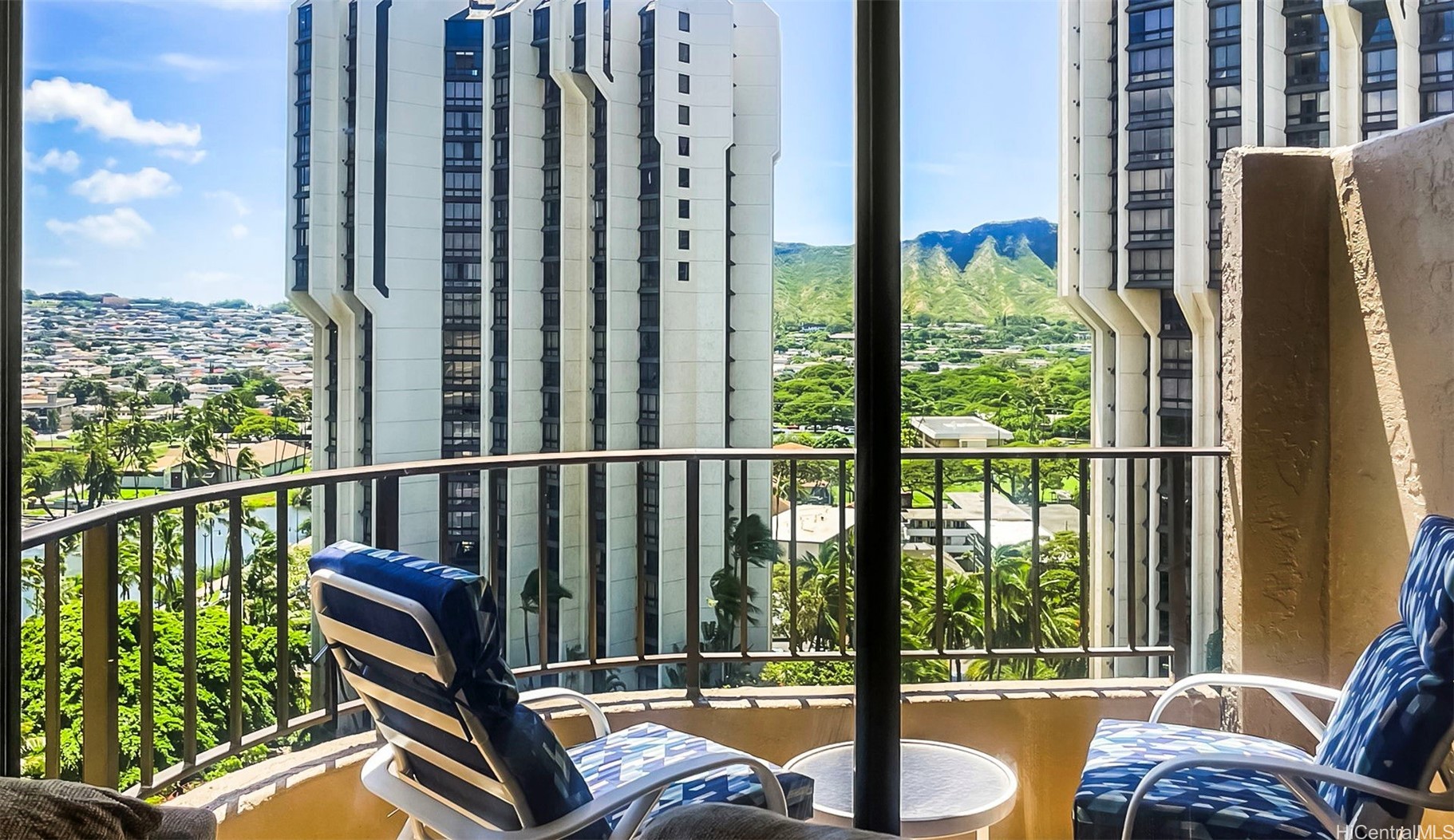 Residential in Honolulu 2