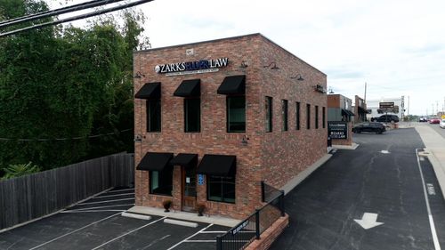 105 S 3rd St, Ozark, MO, 65721-9102 | Card Image